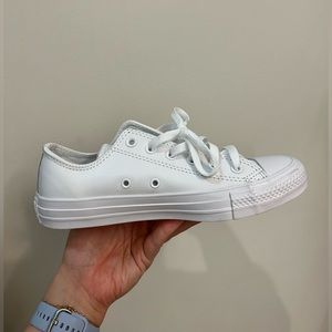 White Leather Converse Size 7.5